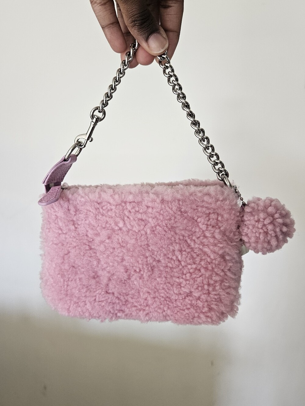 Rare Coach Nolita 15 Shearling/Leather Pink/Purple Wristlet - Picture 3 of 7